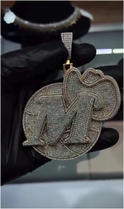 Colgante Redondo Personalizado con Nombre, Estilo Iced Out, Joyería para Hombre, con Micro Pavé y Engaste de Garras - Product Image 3