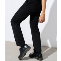 Celana Pria Hitam Straight Fit Bahan Polyester/Katun Kanvas Ringan Formal dengan Saku Samping Kancing Depan Anti Kusut untuk Musim Gugur