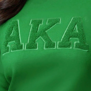 เสื้อสเวตเชิ้ตสีเขียวล้วน ผ้าเชนิลล์ สำหรับผู้หญิง แขนยาว คอกลม ผ้าฟลีซ สไตล์ลำลอง ปักลาย แฟชั่นเสื้อผ้าชั้นนำ - Product Image 3