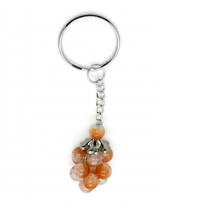 พวงกุญแจคริสตัลคุณภาพสูง หินอะเวนเจอรีนสีแดง รูปองุ่น หินธรรมชาติ ลูกปัดหินบำบัด พวงกุญแจของขวัญสำหรับผู้หญิง - Product Image 1