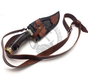 Cuchillo Bowie de Acero de Damasco Personalizado de Alta Calidad al por Mayor, Cuchillo de Hoja Fija Coleccionable para Caza con Mango de Latón y Cuerno de Toro - Product Image 3