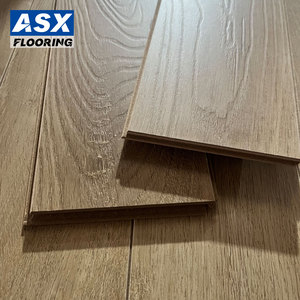 Plancher <span class=keywords><strong>stratifié</strong></span> en bois embossé AC3 AC4 AC5 durable 12mm 8mm à clipser, résistant à l'eau, effet bois naturel (EIR) - Product Image 1