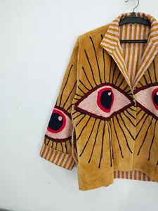 Veste artisanale en velours avec applique œil porte-bonheur doré, style bohème chic et artistique pour femme - Product Image 4