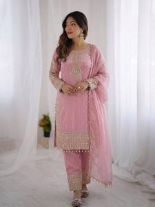 Conjunto de traje listo para usar de seda romana con bordado pesado de lentejuelas, encaje Moti, Kurti, pantalón y Dupatta de seda GMY (HHI 540) - Product Image 1