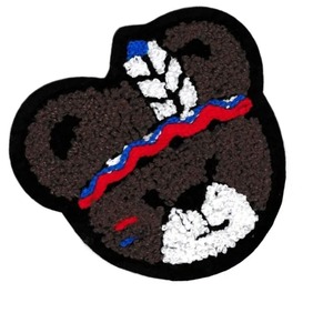 Parche Bordado Ecológico para Coser con Diseño de Cara de Oso, Forma Irregular en Blanco y Negro, Fieltro No Tejido para Ropa - Product Image 5