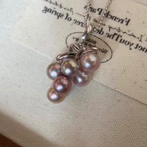 Collar con Diseño de Uvas Moradas Suculentas con Perla de Agua Dulce Real, Hebilla Universal Desmontable, Estilo Multiusos - Product Image 2