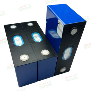 Catl <span class=keywords><strong>3.7V</strong></span> 248ah Ncm Oplaadbare Lithium Ion Batterij Gloednieuwe 250ah Batterijen Zonne-Energie Oplaadbare Batterij Elektrisch Voertuig - Product Image 5