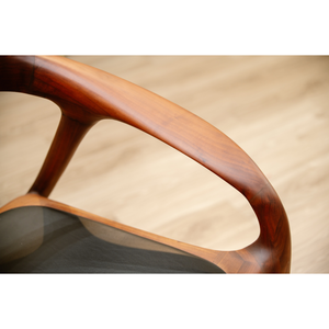 Fauteuil d'appoint moderne en bois de noyer, revêtement en cuir de qualité supérieure, accoudoirs en bois massif pour salon, PISANO - Product Image 6