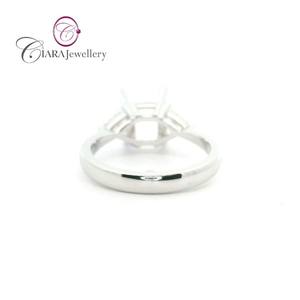 18K AU750 CLASSIQUE OR BLANC DIAMANT NATUREL 8x6MM FORME ÉMERAUDE TROIS PIERRES MONTAGE DE BAGUE pour MARIAGE ET ANNIVERSAIRE - Product Image 3