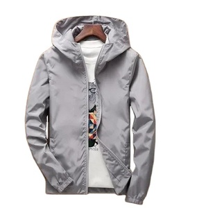 Nouveau printemps automne veste durable pour femmes manteau coupe-vent décontracté à capuche avec crème solaire pour les vêtements d'extérieur d'été - Product Image 1