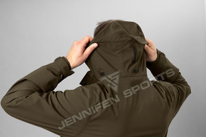 Veste de chasse isolante, respirante et imperméable toutes saisons, en tissu softshell tactique durable, personnalisable pour la vente en gros - Product Image 4