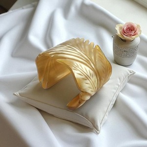 กำไลข้อมือทำมือจากเขาควายสไตล์มินิมอล เครื่องประดับแบบธรรมชาติสำหรับเทรนด์แฟชั่นร่วมสมัย - Product Image 5