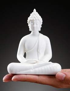 Pequeña Estatua de Buda de Resina Blanca, Diseño Art Deco, Hecha a Mano para Decoración del Hogar y Exteriores, 4.3 Pulgadas - Product Image 5