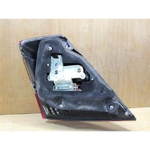 ไฟท้ายขวามือสองสำหรับรถ S-class รุ่น A2218200277 - Product Image 5