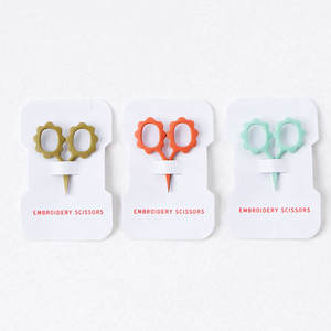 Mini tijeras de bordado con diseño de girasol, hechas de acero inoxidable de alta calidad, con punta de precisión afilada para coser, manualidades y cortar hilo. - Product Image 2