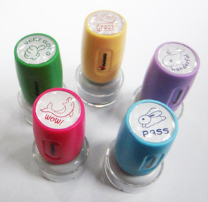 WES ปากกาหมึกในตัว PC-17 สำหรับสร้างแรงบันดาลใจในห้องเรียน ปากกาหมึกในตัวตลกๆ สำหรับครู  แบบนูนลายตามสั่ง - Product Image 3