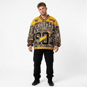 T-shirt en maille oversize pour homme, coupe carrée, style maillot de football sublimé, motif camouflage rétro, streetwear de football - Product Image 1