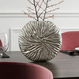 Vase de sol décoratif en fer de haute qualité, style côtier contemporain, pour la maison moderne et les projets de stylisation immobilière - Product Image 2