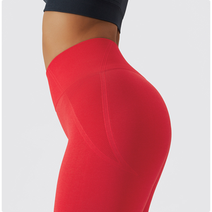 Conjunto Deportivo de Yoga con Estampado Moderno, Bra Deportivo y Leggings - Product Image 2