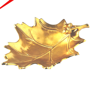 Hermoso Diseño Floral, Tazón Dorado de Metal de Calidad Superior, Centro de Mesa para Hogar u Hotel, Servicio de Alimentos de Lujo - Product Image 4