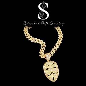 Nouveau Collier Pendentif Masque Entièrement Sertie de Diamants Style Européen et Américain, Plaqué Or, Tendance Hip Hop Urbaine - Product Image 1