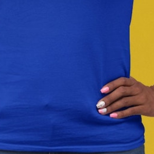 Camiseta gráfica desgastada personalizada SGRho 1922 para mujer, camiseta suave de manga corta de la hermandad griega Sigma Gamma Rho, ropa universitaria vintage - Product Image 6
