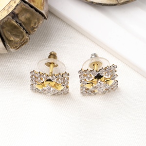 ต่างหูเพชรแท้ทรงสี่เหลี่ยมลายดอกไม้แบบหนามเตย ทองคำแท้ 14K ขายส่ง เครื่องประดับคุณภาพสูง - Product Image 2