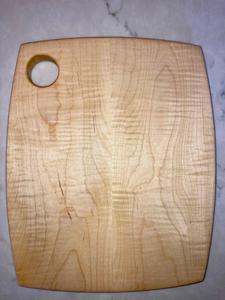 Planche à découper en bois d'acacia naturel rustique, durable, rectangulaire, pour la cuisine, passe au lave-vaisselle, épaisseur 1,2 cm, pour les aliments - Product Image 3