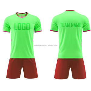 Ensemble de football en tissu respirant et léger pour adultes, maillots de football personnalisés imprimés par transfert thermique, uniforme de club de football français pour hommes. - Product Image 2