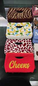 Pochette de sac à main chic bohème chic ouvert pour femmes grand fourre-tout pour femmes avec embellissements de perles et poignées de style bambou - Product Image 5