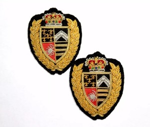 Parche de escudo bordado personalizado, insignia para coser, tela con hilo dorado, patrón irregular, aplicación decorativa para prendas - Product Image 6