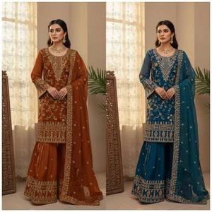 Ensemble Sharara haut de gamme le plus vendu avec dupatta, vêtements culturels sur mesure pour événements nuptiaux et réceptions - Product Image 6