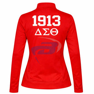 เสื้อยืดฤดูหนาวแบบซิปเต็มตัวสีแดงสำหรับสตรีไซส์ใหญ่ ลายตัวอักษรกรีก Bold 1913 ของชมรมเดลต้า ซิกมา ทีตา  แบบลำลอง - Product Image 3