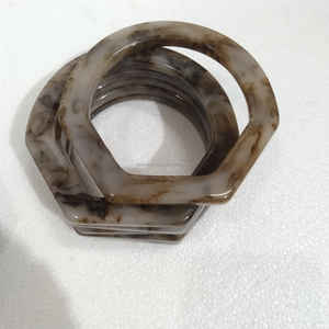 Sac rond en résine Top Most Design avec boucle élégante Beau design Style de luxe pour une forte demande décorative - Product Image 4