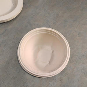 Contenedor Redondo de Bagazo Biodegradable Desechable de 750ml con Tapa para Viajes y Bodas - Product Image 3