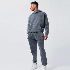 Ensemble de survêtements unisexe noir délavé à l'acide, comprenant un sweat à capuche et un pantalon de jogging, personnalisable avec logo, 100% coton - Product Image 4