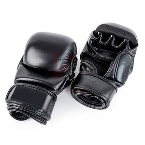 Gants de combat MMA noirs de haute qualité, logo personnalisé, gants de combat MMA les plus vendus, gants d'entraînement et de compétition de boxe - Product Image 2