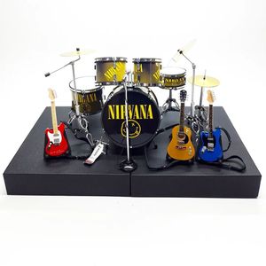Guitarra y Batería en Miniatura de la Famosa Banda Nirvana |   Caja Exclusiva Gratuita para Figuras de Acción - Product Image 5