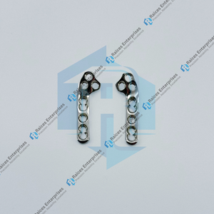 Placas de Bloqueo TPLO de Alta Calidad de 2.0 mm, Juego de 2 Piezas, Precontorneadas, Estilo Voi 316L, para Cirugía Veterinaria en Gatos y Perros - Product Image 4