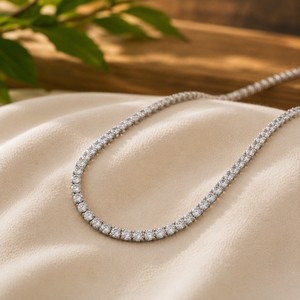 Collier tennis en diamant taille brillant ronde, plaqué or blanc, serti à griffes, chaîne classique, bijoux pour occasions formelles - Product Image 1