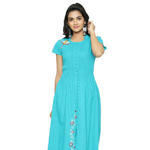 Kurta en coton slub brodé bleu sarcelle pour femme, coupe trapèze, col mandarin, manches courtes, conçu pour un style décontracté ethnique mondial - Product Image 1