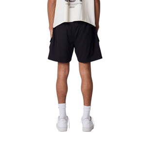 Shorts cargo en toile noire pour hommes, taille élastique, cordon de serrage contrastant, poches à rabat, coupe ample, streetwear d'été, OEM, export en gros - Product Image 2