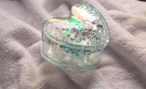 กล่องใส่เครื่องประดับเรซิ่นลายดอกไม้ตกแต่งทำมือ กล่องเก็บของจุกจิกขนาดเล็ก กล่องใส่เครื่องประดับเรซิ่นแบบกำหนดเอง ของขวัญ - Product Image 4