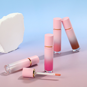 คอลเลคชั่นลิปกลอส 48 เฉดสี พร้อมสูตรบำรุงผิวที่ผ่านการทดสอบทางคลินิก ให้ความชุ่มชื้นยาวนาน 24 ชั่วโมง ริมฝีปากดูอิ่มเอิบ บรรจุภัณฑ์แบบกำหนดเองได้ - Product Image 2