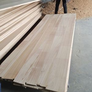 Madera de Alta Calidad - Madera de caucho con uniones dentadas/Madera de caucho aserrada/Madera de caucho de Vietnam - Tablas con uniones dentadas para muebles - Product Image 1