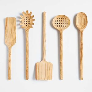 Cuillère de cuisine en bois artisanale durable, construction en bois de haute qualité, garantissant une fonctionnalité de cuisine durable - Product Image 1