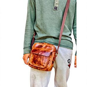 Vente en gros de sac à main léger en cuir de buffle pour hommes, sac à main de qualité au design féminin tendance et frais pour le bureau - Product Image 2