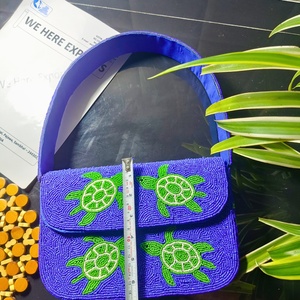 Sacs de rangement pour vêtements faits à la main, brodés de tortues marines, en coton 100% écologique et durable, avec perles violettes, pour bijoux individuels - Product Image 2