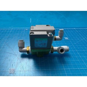 Válvula de Aire CKD NAB1-10-B Usada Como Pieza de Repuesto para Equipos de Semiconductores Legacy - Product Image 2