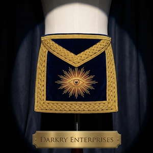 ผ้ากันเปื้อนพิธีกรรมเมสันทำมือแบบสั่งทำพิเศษ สีน้ำเงินเข้ม กำมะหยี่ ขอบถักด้วยเส้นด้ายทองคำ ลายดวงตาที่มองเห็นทุกสิ่ง - Product Image 1